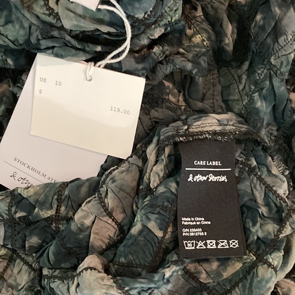 Stockholm Atelier & Other Stories Black Print stretch texture crop top sz 10 NWT - Picture 11 of 13